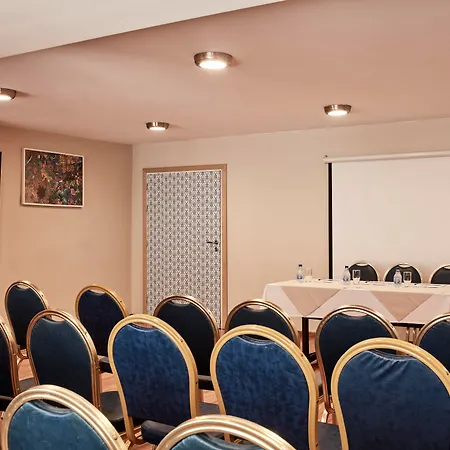 Hotel Candia 4*
