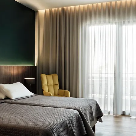 Hotel Candia 4*
