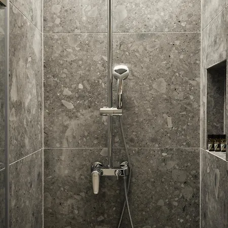 Candia Hotel 4*