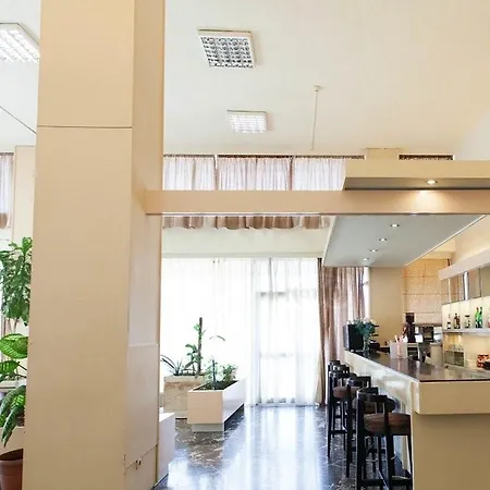 Candia Hotel 4*