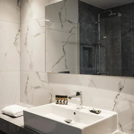 Hotel Candia 4*