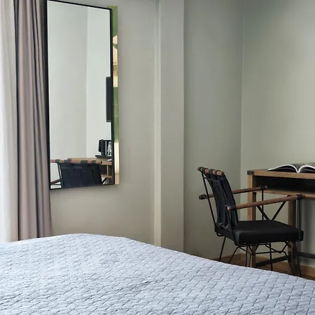 Candia Hotel 4*